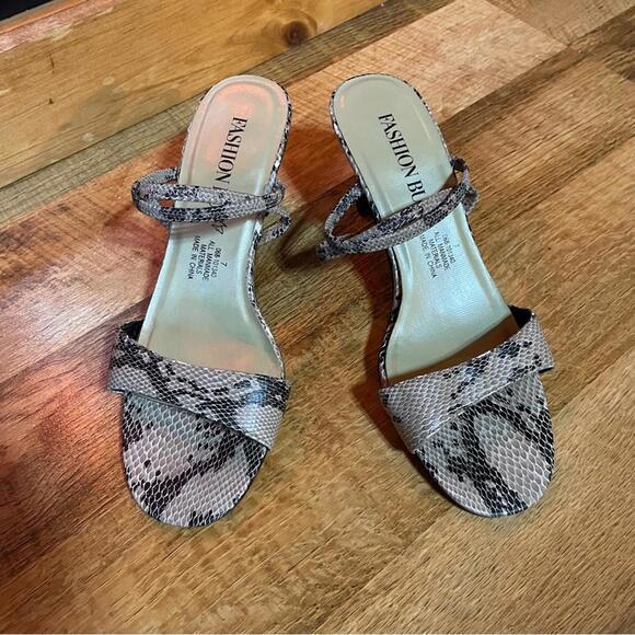 Fashion Bug Black and Cream Snakeskin Sandals - Picture 1 of 8